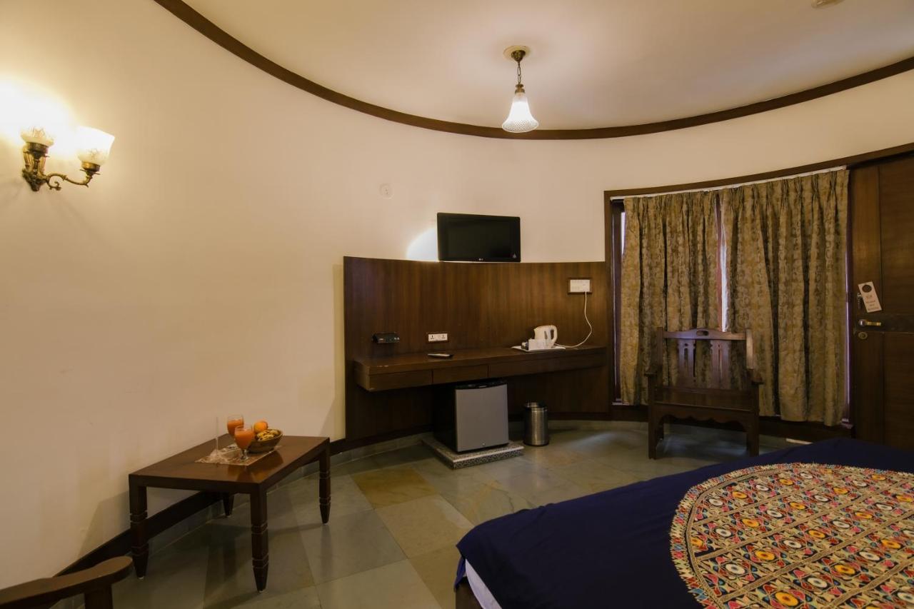 Heritage Khirasara Palace Rajkot Exterior photo