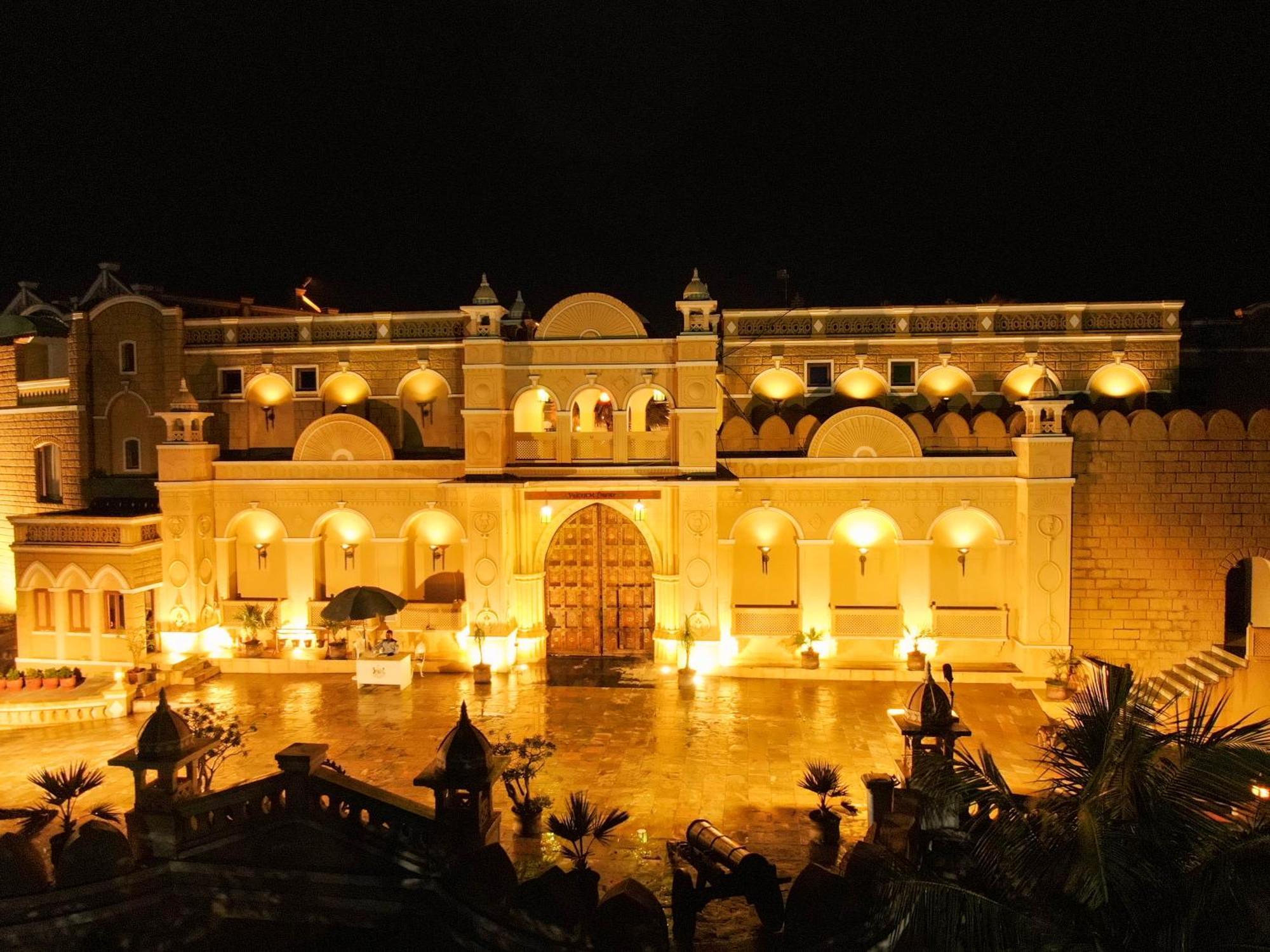 Heritage Khirasara Palace Rajkot Exterior photo